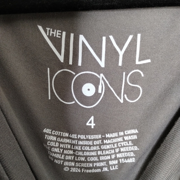 Torrid Journey Relaxed Fit Cotton Yoke Slash Band Tee Size 4X - Picture 5 of 7